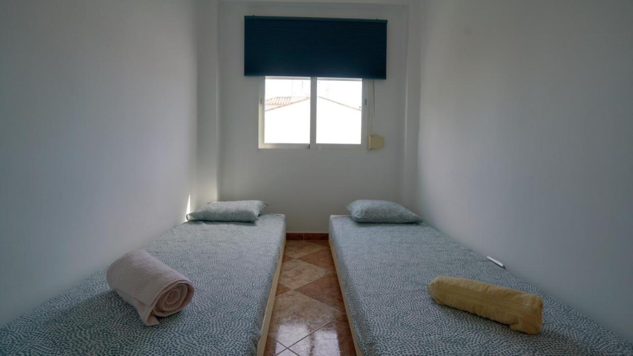 Apartamento Los Guindos Malaga Luaran gambar