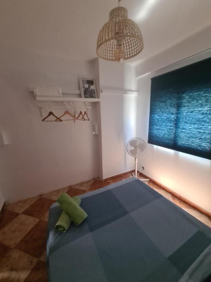 Apartamento Los Guindos Malaga Luaran gambar